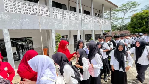Kegiatan Musafahah Menyambut Bulan Suci Ramadhan 1447 H di SMA Negeri 1 Bantarkalong