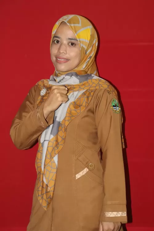 Eet Nurhayati, S.Pd.